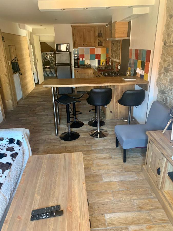 Annecy Duplex 80 m2 4ou 6 pers vieille ville proche Gare-Lac 4e étage Exterior foto